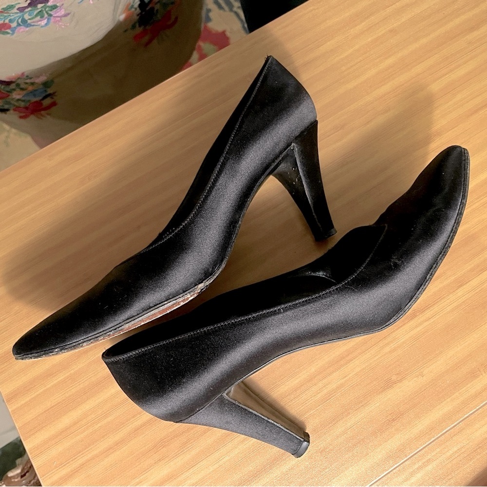 YSL Paris Vintage Black Satin Pumps sz 6